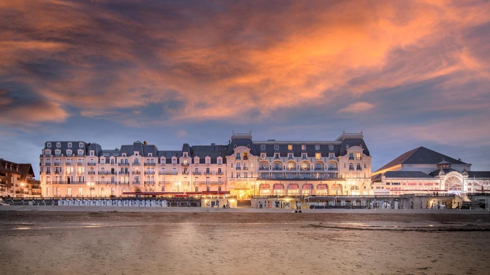 Le Cottage De La Plage - 2Ch, 2 Sdb - Terrasse - Deco De Charme - 500M Plage 꺄부흐 외부 사진